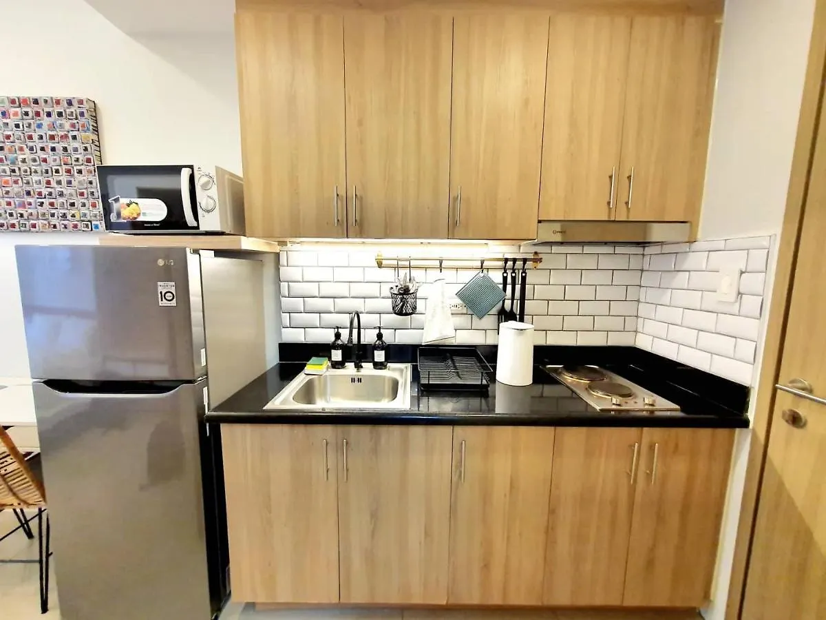 מנילה Modern Minimalist Condo W/ Pool View In Shore 2 0*,  הפיליפינים