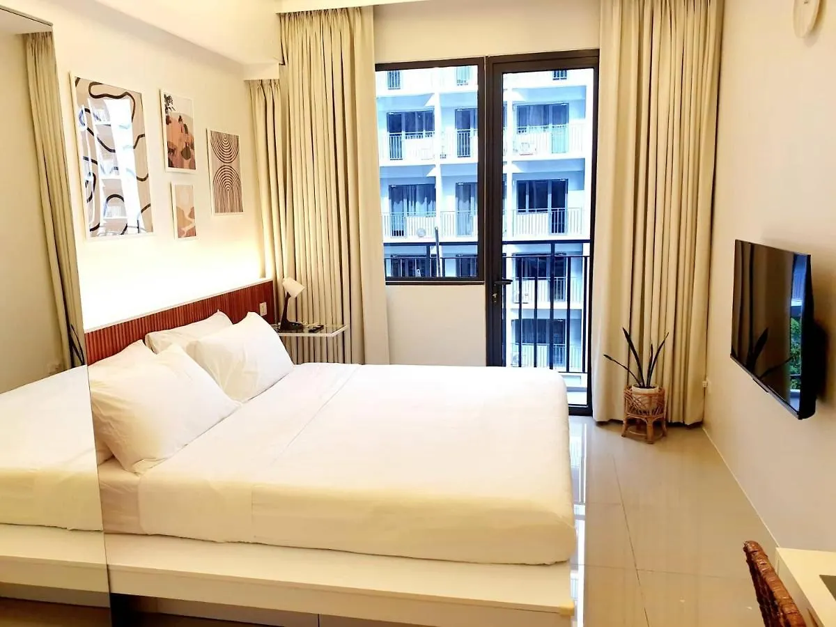 מנילה Modern Minimalist Condo W/ Pool View In Shore 2